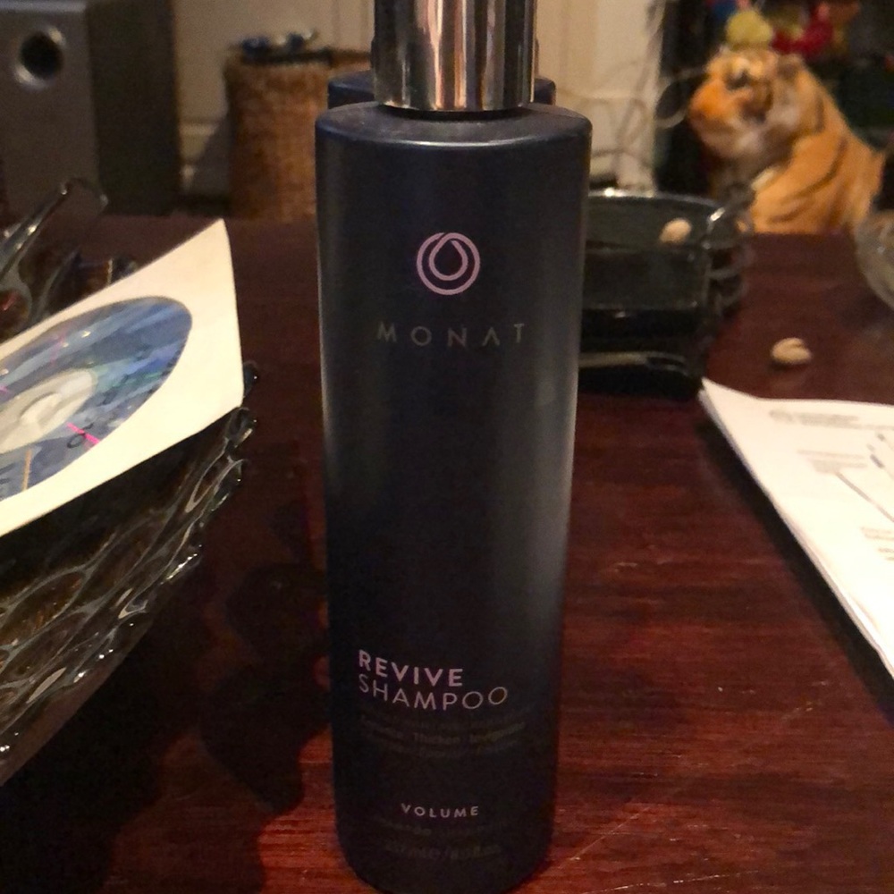 Monat Revive Shampoo